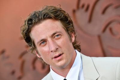 The Bear’s Jeremy Allen White wants to do his own singing in Bruce Springsteen biopic