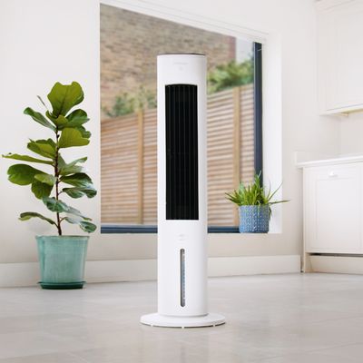 Does an oscillating fan use a lot of electricity? Experts reveal their top tips to beat the heat while saving on running costs