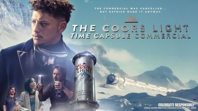 Chiefs QB Patrick Mahomes debuts new ‘Coors Light Time Capsule’ commercial