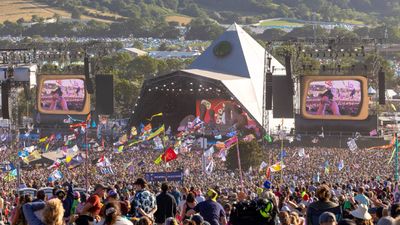 How to keep yourself safe online at Glastonbury