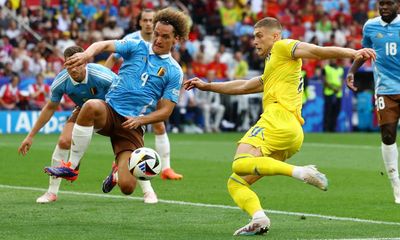 Belgium coach angry at team’s traffic delay and fans shining laser pens