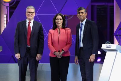 Sunak, Starmer clash in final TV debate before UK general election