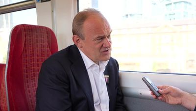 'Tear down the Blue Wall,' Ed Davey urges London and commuter belt voters