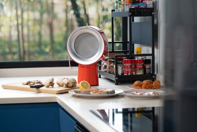 A Genius Idea! These "Portable Extractor Fans" Might be the Answer to Your Cooking Fume Woes