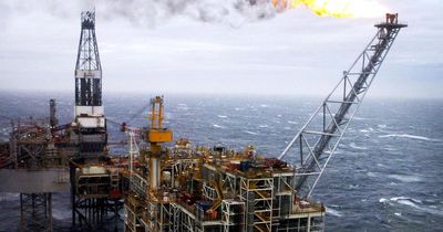 Hundreds of firms sign letter against Labour's oil and gas plans