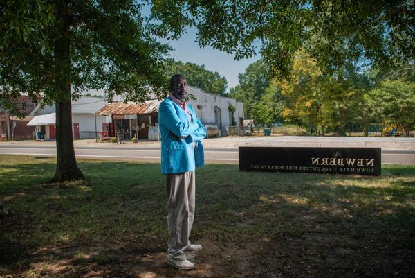 Black Alabama mayor reinstated after town officials admit discrimination