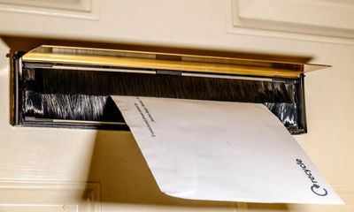 Ways to leaflet safely and avoid letterbox injuries