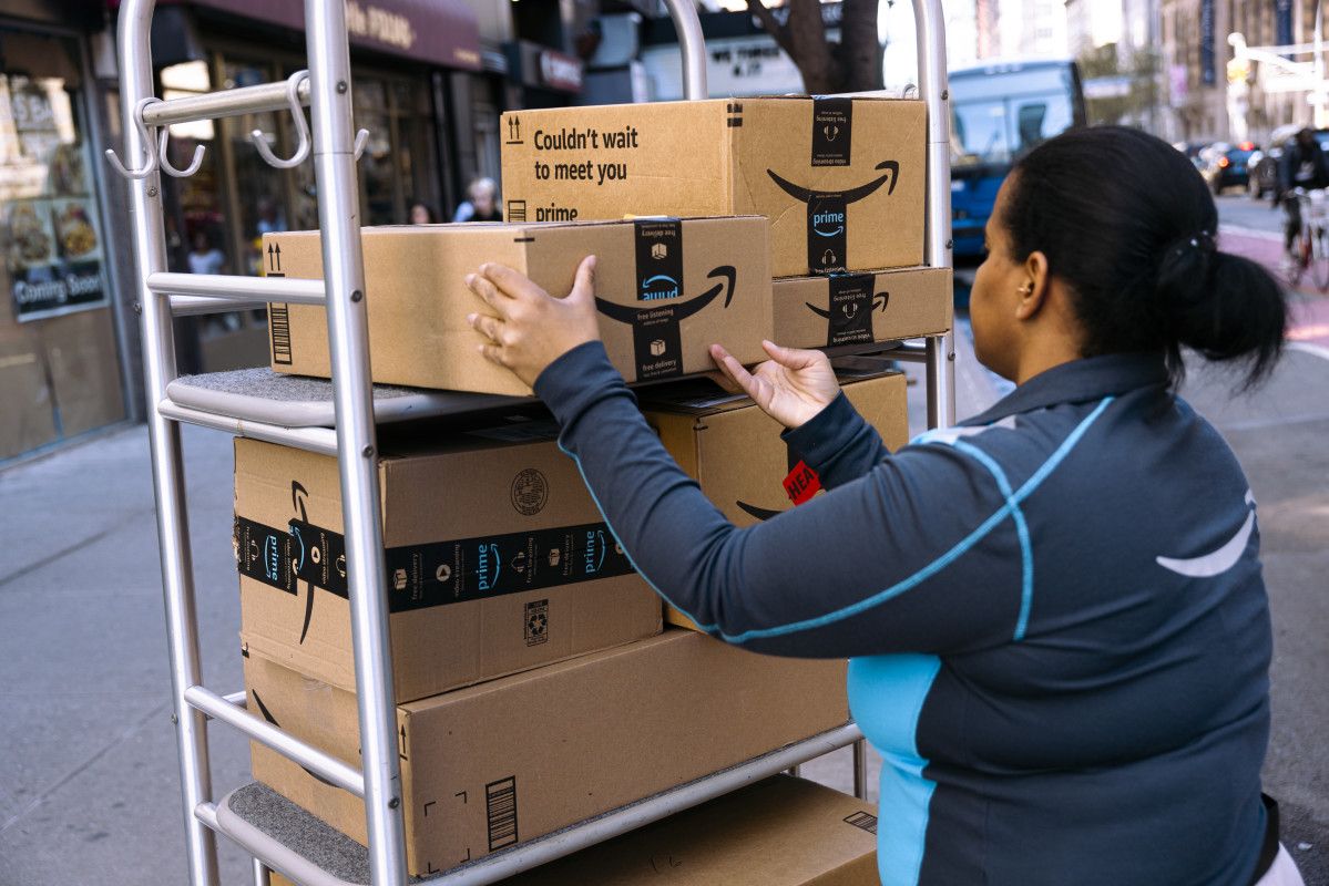 Analyst resets amazon stock price target after 