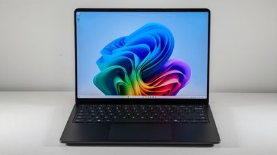 I tried gaming on the Microsoft Surface Laptop 7th Edition... I wanted to cry