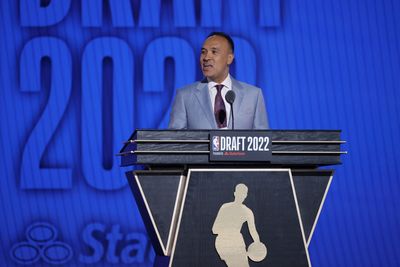 3 things to know about deputy NBA commissioner Mark Tatum for Day 2 of the 2024 draft