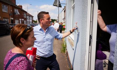 ‘Complacency terrifies me’: on the doorstep with Labour’s Wes Streeting