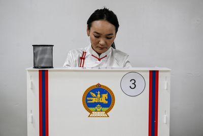 Mongolians vote amid anger over corruption, sluggish economy