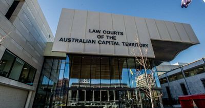 Dad accused of raping his children 'confronted' witness: prosecutor