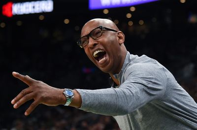 Pistons should consider hiring Celtics’ Sam Cassell as head coach, per Kenny Smith