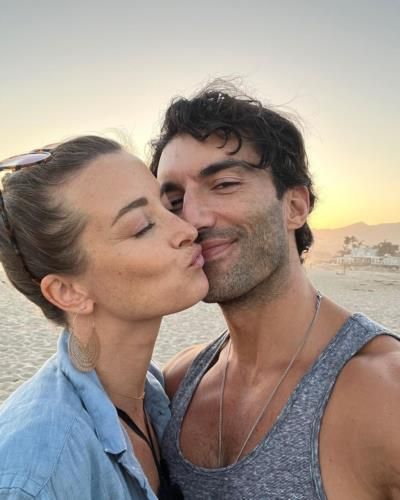 Justin Baldoni And Wife Share Romantic Beach Kiss Captured Beautifully