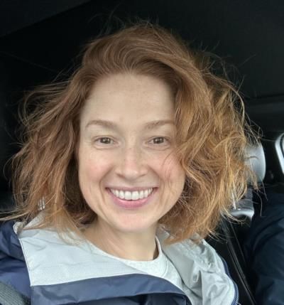 Actress Ellie Kemper Exudes Joy In A Charming Photo