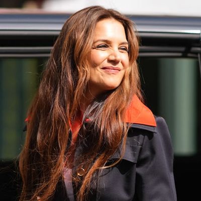 Katie Holmes Changes From Comfy Joggers and Sneakers to Couture Chic for Paris Fashion Week