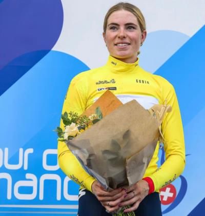 Demi Vollering And Friends Celebrate Cycling Success On Stage