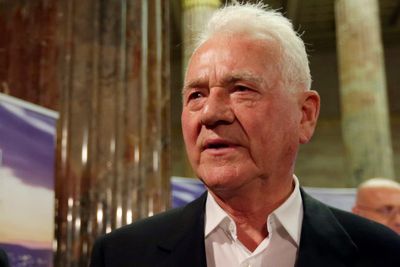 New charges against Canadian billionaire Frank Stronach involve 7 additional complainants