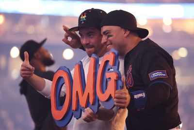 Mets teammates joined Jose Iglesias for a raucous performance of ‘OMG’ at Citi Field after another win