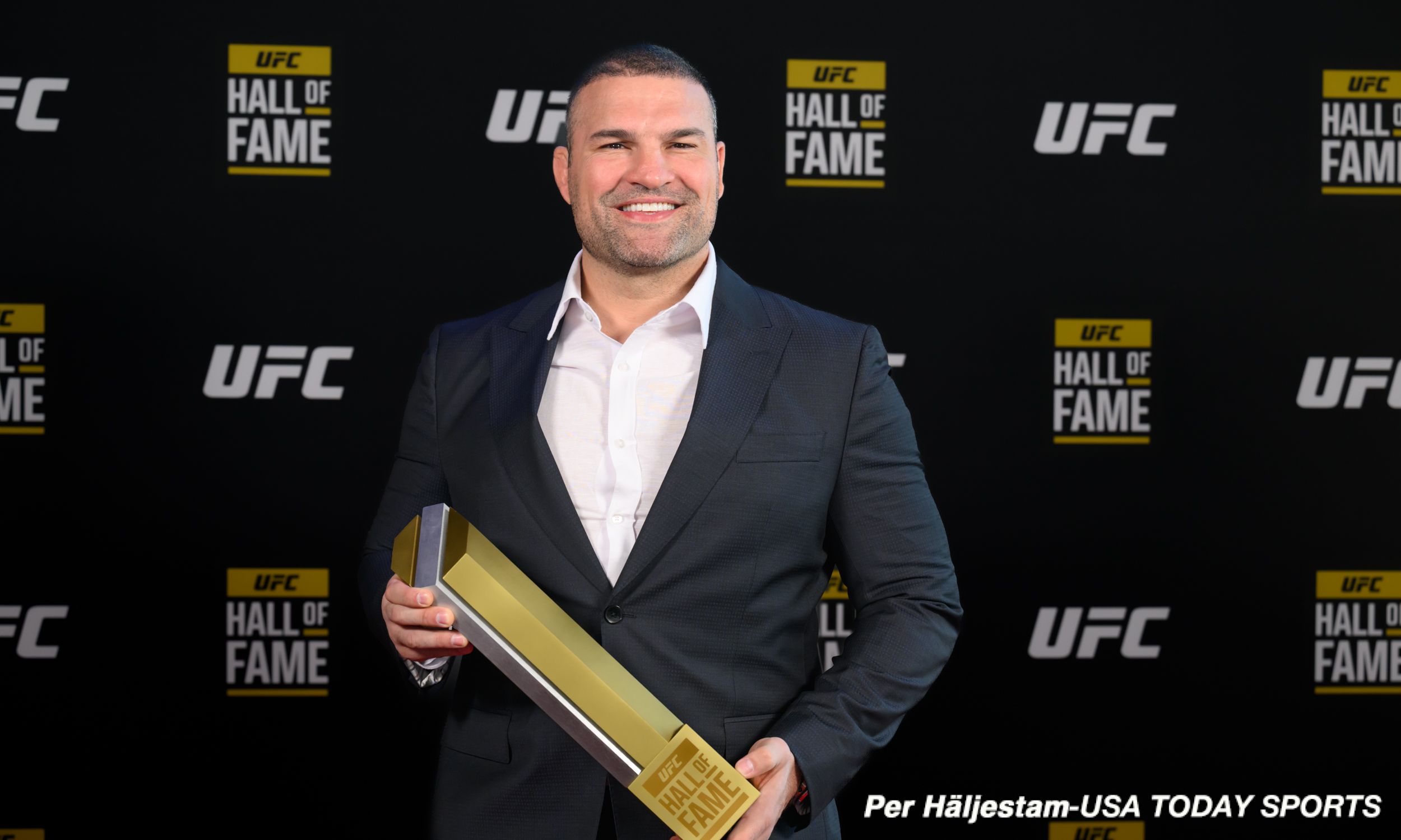 ‘Shogun’ Rua discusses UFC Hall of Fame induction,…