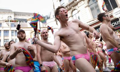 London Pride: Sadiq Khan leads 32,000 marchers through capital