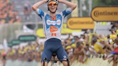 France's Bardet wins Tour de France opener as Cavendish stuggles