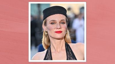 Diane Kruger once again proves why occasionwear and a red lip are a match made in heaven