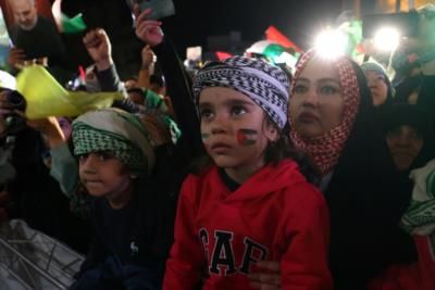 Anti-Israel Protesters Clash With Police At NYC Fundraiser