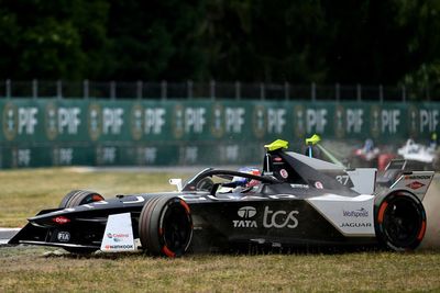 Cassidy “one lap away” from Formula E title before Portland spin