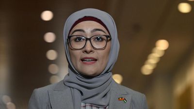 Defiant senator suspended from Labor over Palestine
