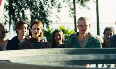 Kinds of Kindness review – Yorgos Lanthimos reunites with Emma Stone for overlong but admirable triptych