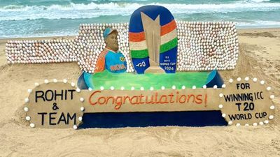 Sand artist Sudarsan Pattnaik congratulates Team India on winning T20 World Cup