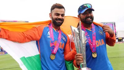 'This is how you retire in glory': Pakistan greats hail Virat Kohli, Rohit Sharma