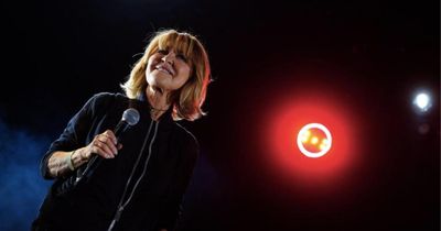 Scottish icon Lulu cries on stage in emotional moment at Glastonbury