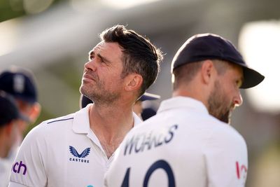 James Anderson to stay with England in new role as fast bowling mentor