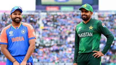 Shahid Afridi lauds India skipper Rohit Sharma, questions Babar Azam's leadership