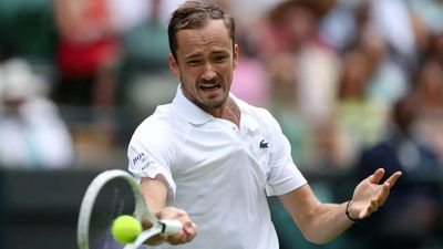 Fifth seed Daniil Medvedev eases into Wimbledon second round
