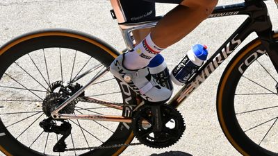 New Specialized S-Works shoes break cover at Tour de France