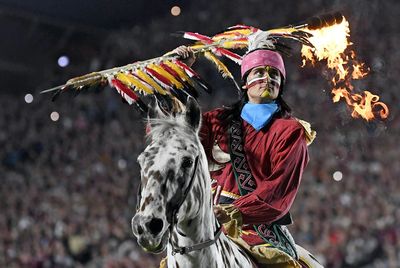 Greg Thomas becomes the first member of the Seminole tribe to commit to FSU