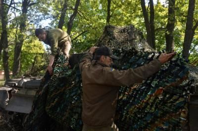 Ukrainian Officials Thwart Coup Plot Amid Russian Attacks