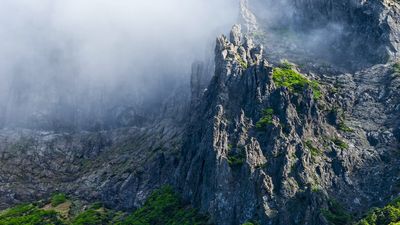 Noodle-eating hikers are causing trouble on South Korea’s highest mountain