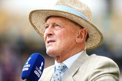 Sir Geoffrey Boycott diagnosed with throat cancer for second time