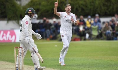 Jimmy Anderson takes seven wickets, Surrey v Essex and more: county cricket – as it happened
