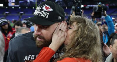 Taylor Swift fans think Travis Kelce borrowed her hat for his surprise appearance in Dublin