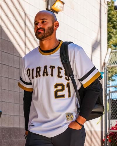 Pablo López Striking A Pose For A Photograph