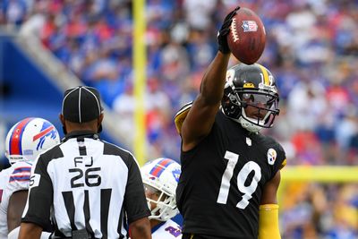 Are Steelers desperate enough to reunite with WR JuJu Smith-Schuster?