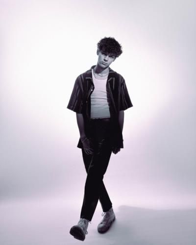 Hayden Summerall's Stylish And Confident Instagram Photoshoot