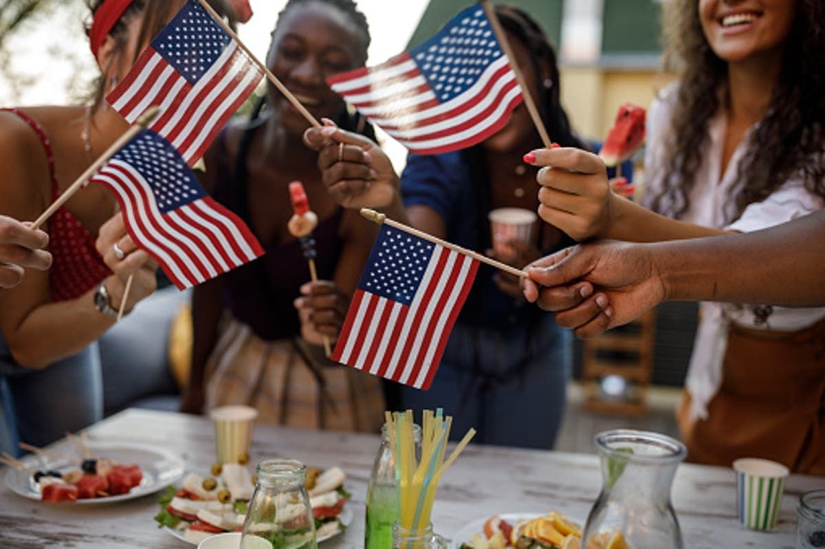 american 4th july traditions