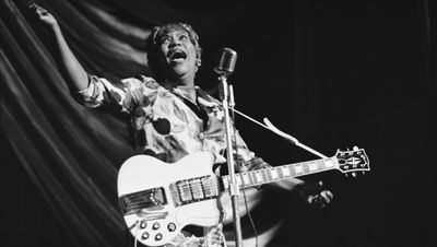 Sister Rosetta Tharpe wielded her electric guitar with finesse and ferocity, creating the template for electric blues – this tutorial unpacks her full-force soloing style